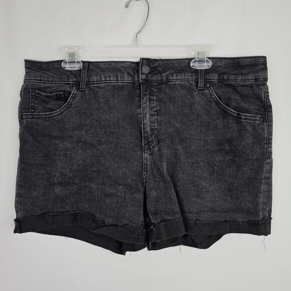 TIME AND TRU Jean Shorts BLACK size 18 Distressed Denim Goth Grunge Mid Rise - Picture 2 of 7